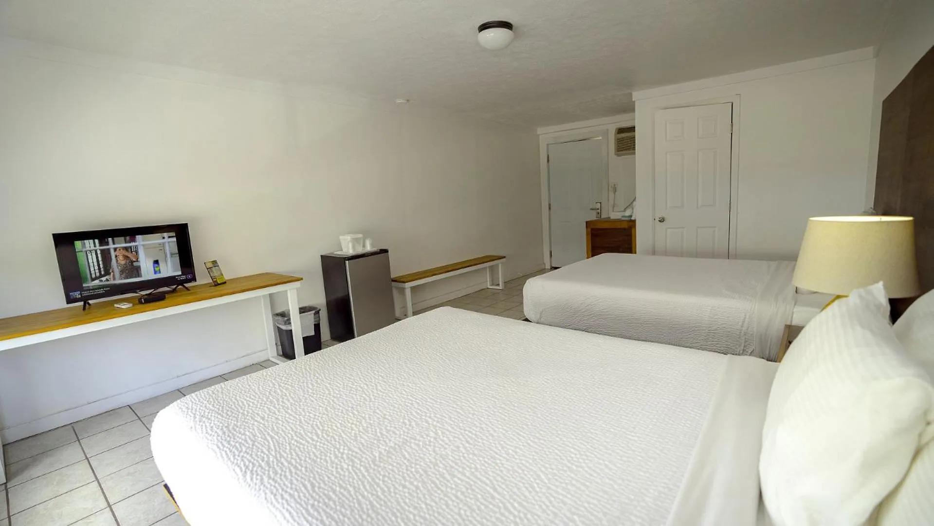 Hotel Banana Peel Lodge Panama City Beach USA